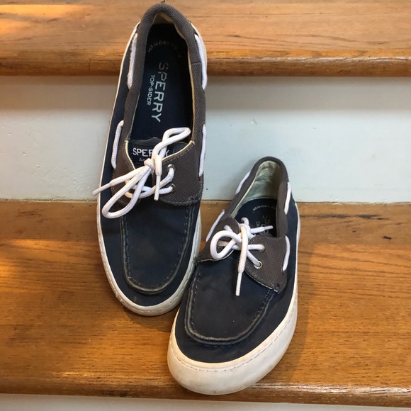 mens grey sperry shoes